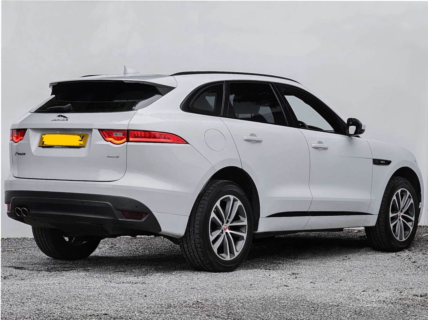 Used Jaguar F-Pace 2017 for sale - 76864088: Photo 8