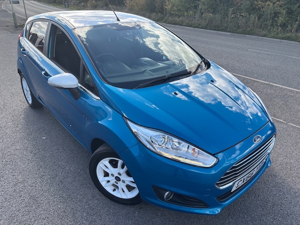 Used Ford Fiesta 2016 for sale - 75993101: Photo 1