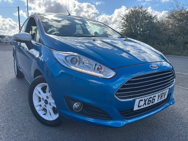 Used Ford Fiesta 2016 for sale - 75993101: Photo 2