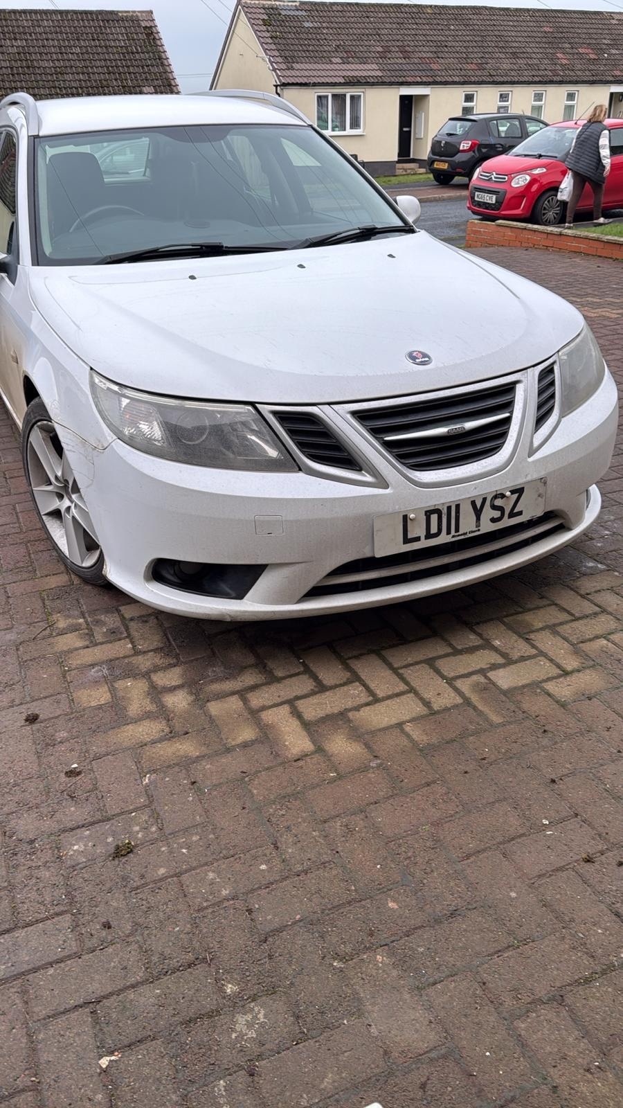 Used Saab 9-3 2011 for sale - 77213537: Photo 3