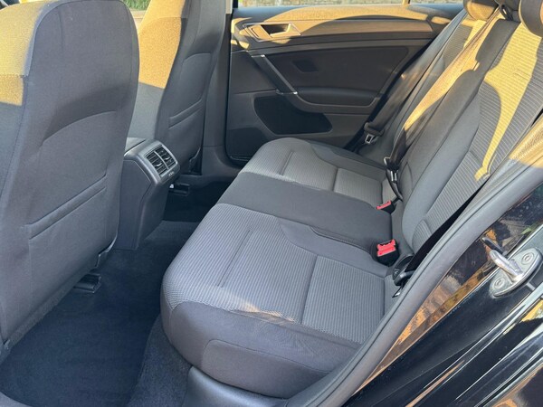 Used Volkswagen Golf 2017 for sale - 76179349: Photo 15