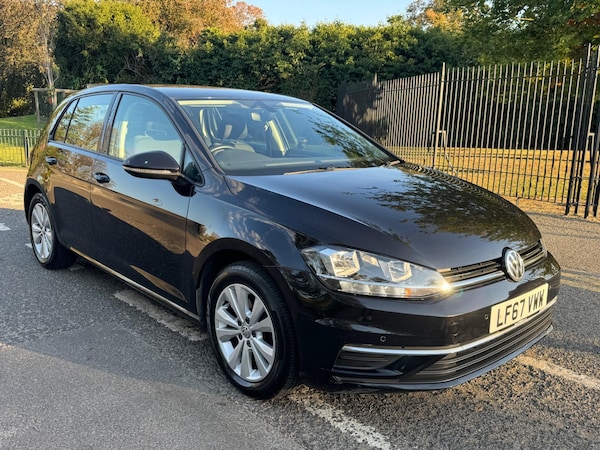 Used Volkswagen Golf 2017 for sale - 76179349: Photo 1