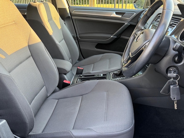 Used Volkswagen Golf 2017 for sale - 76179349: Photo 21