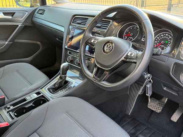 Used Volkswagen Golf 2017 for sale - 76179349: Photo 22