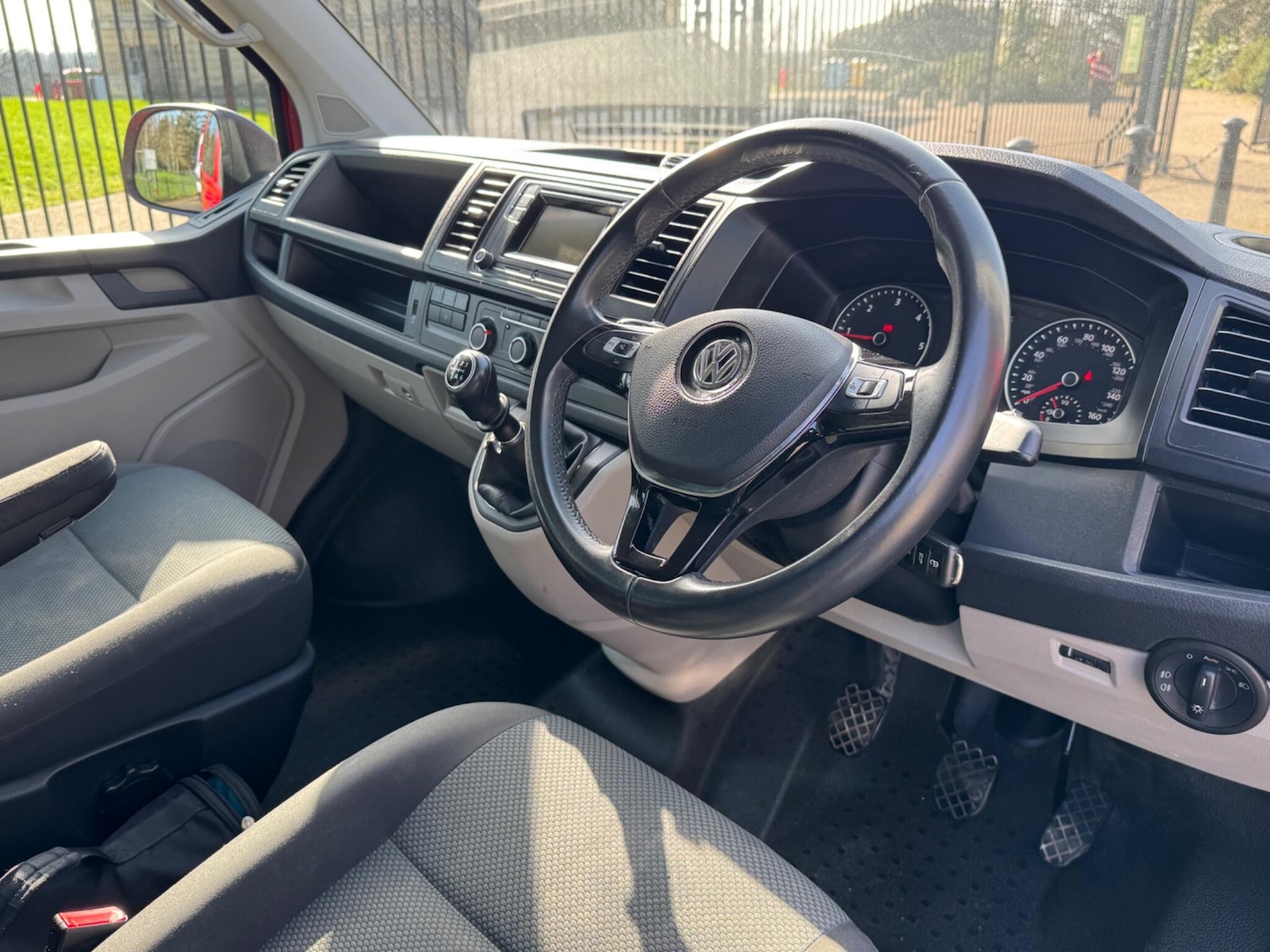 Used Volkswagen Transporter for sale - 77808760: Photo 24