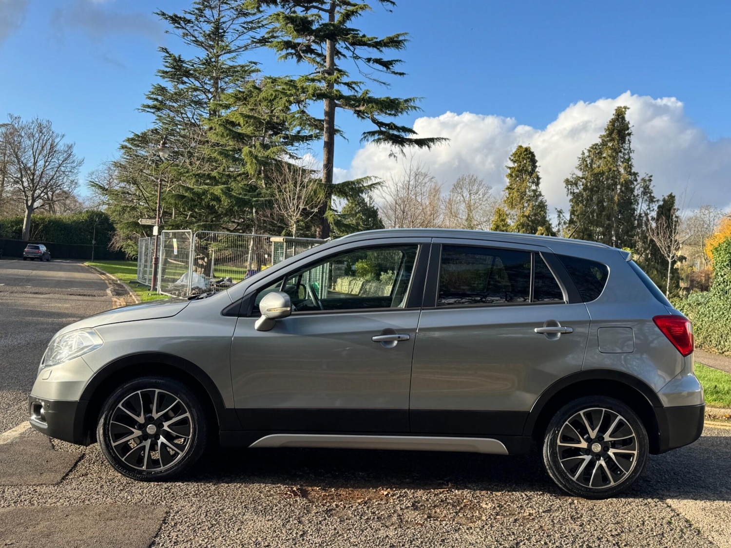 Used Suzuki SX4 S-Cross 2014 for sale - 76953045: Photo 4