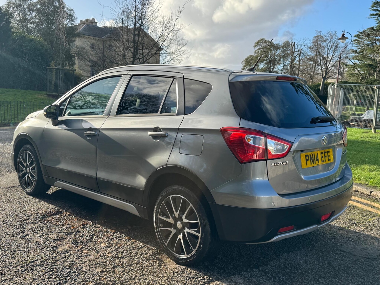 Used Suzuki SX4 S-Cross 2014 for sale - 76953045: Photo 5