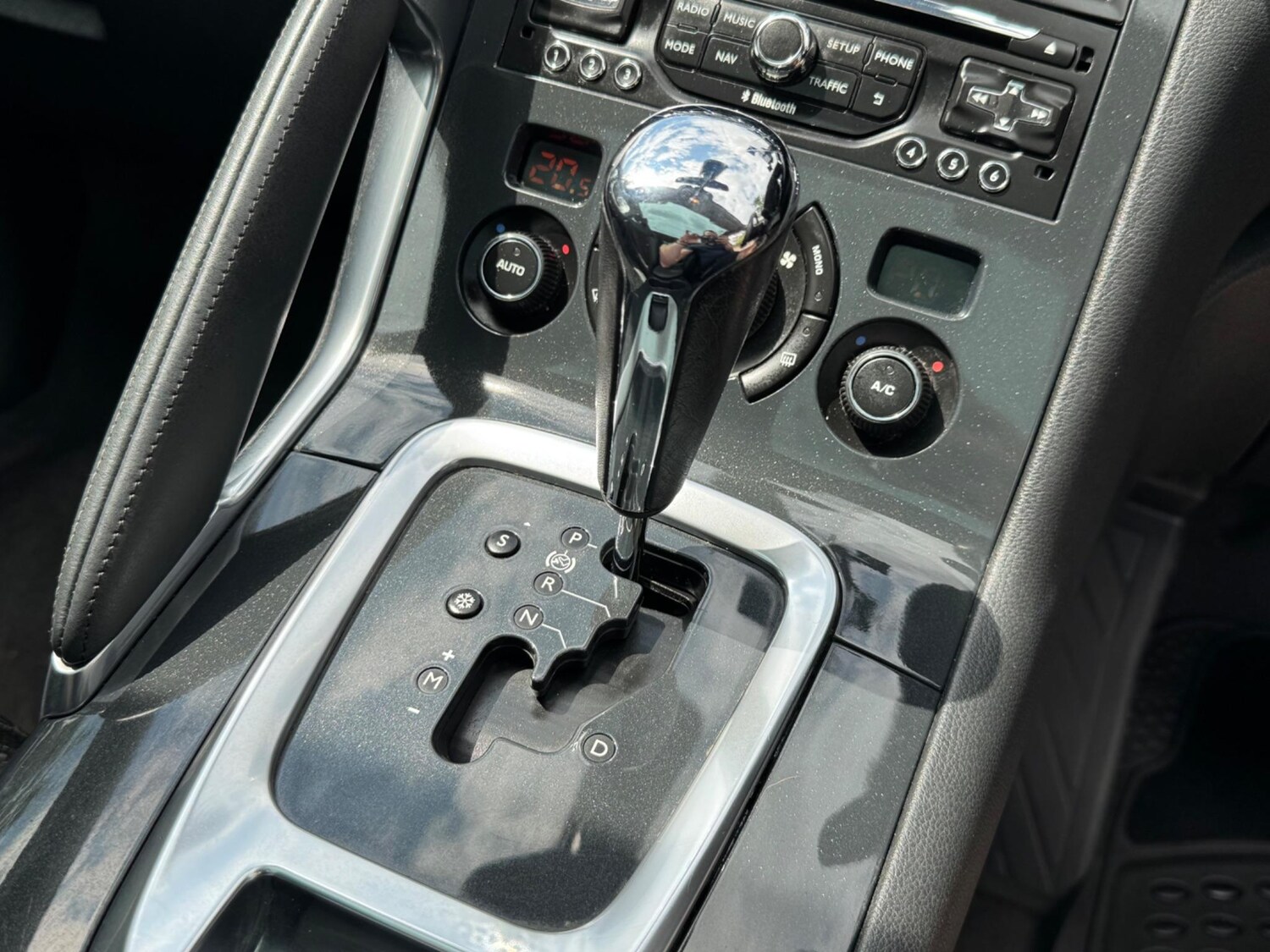 Vehicle 28