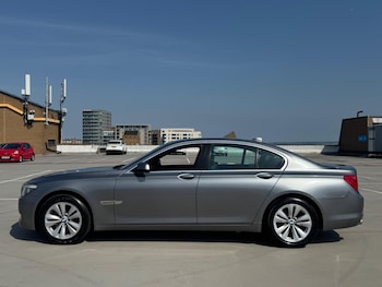 Used BMW 7 Series 2010 for sale - 79145230: Photo