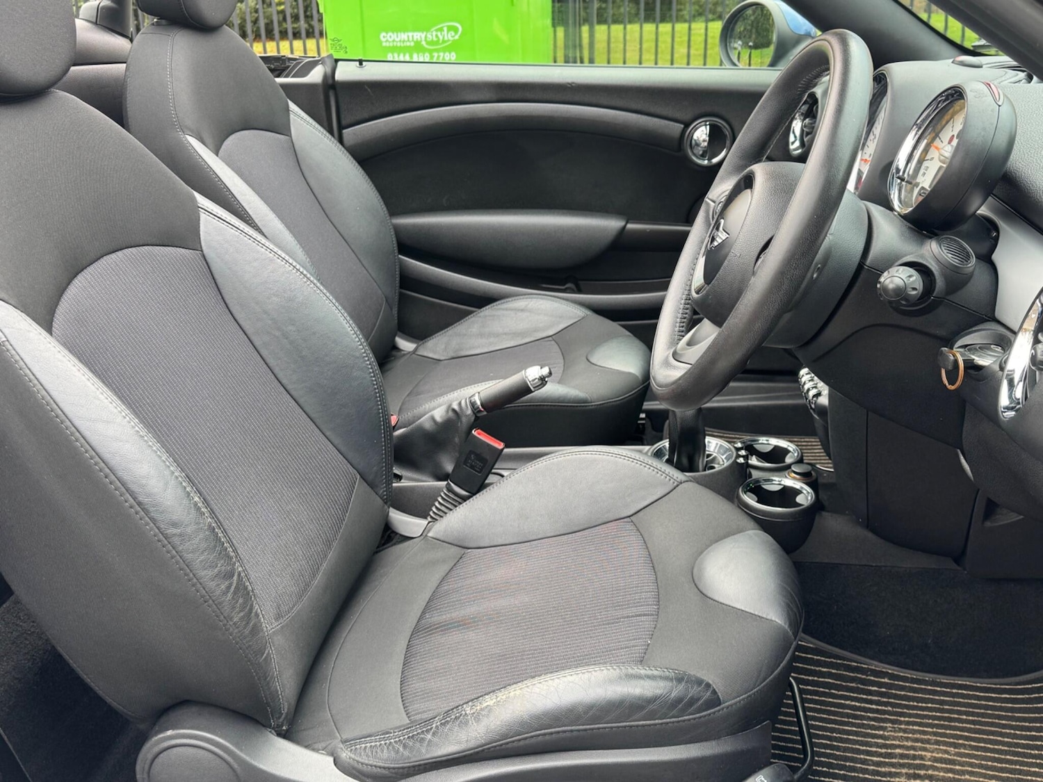 Used MINI Roadster 2013 for sale - 76498985: Photo 16