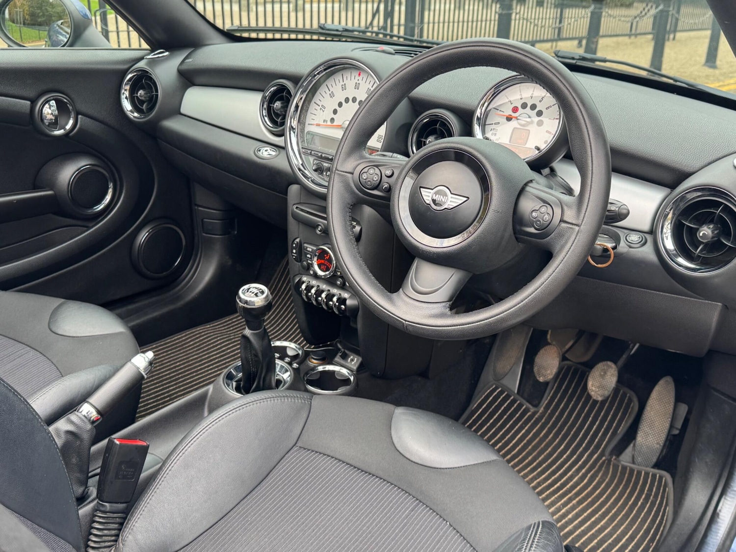 Used MINI Roadster 2013 for sale - 76498985: Photo 17