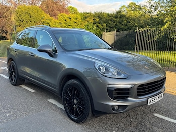 Used Porsche Cayenne 2018 for sale - 78728101: Photo