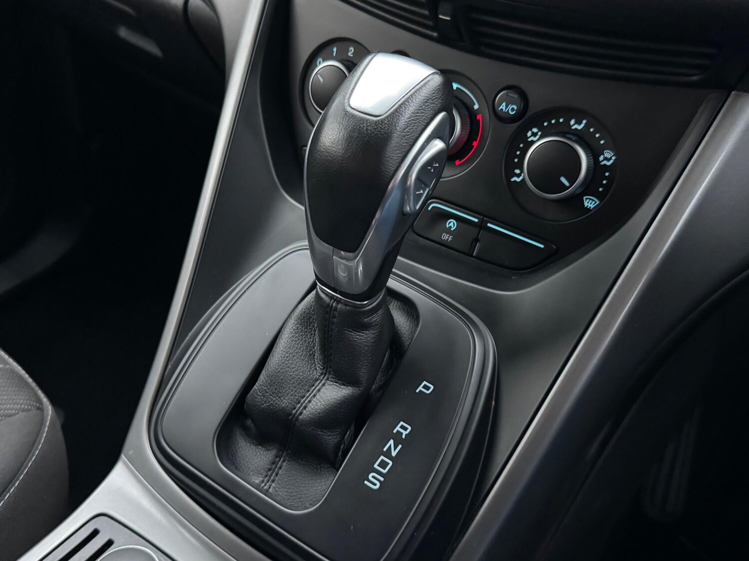 Used Ford Kuga 2016 for sale - 77939336: Photo 25