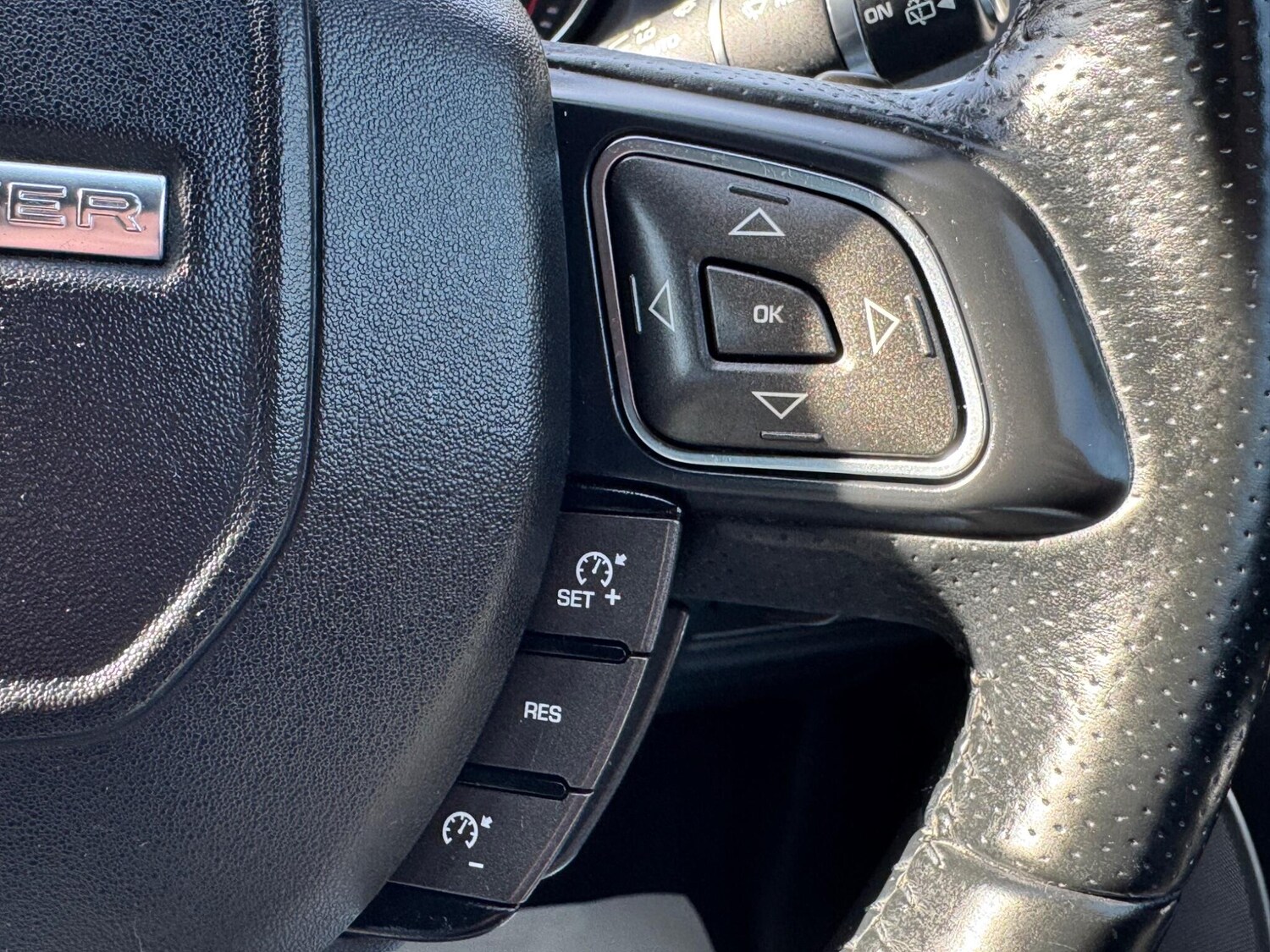 Used Land Rover Range Rover Evoque 2015 for sale - 77723781: Photo 29