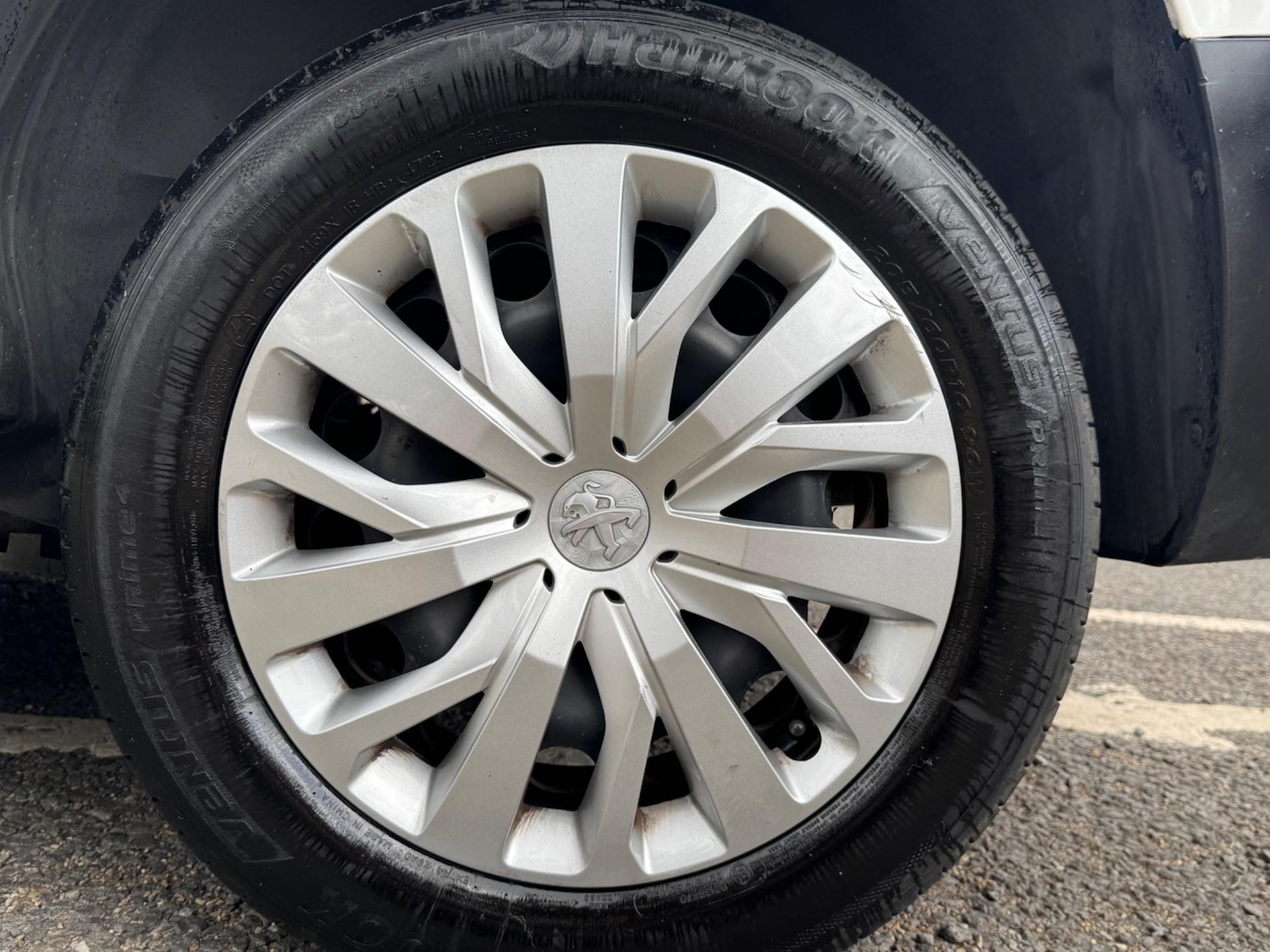 Used Peugeot Partner 2020 for sale - 75964620: Photo 11