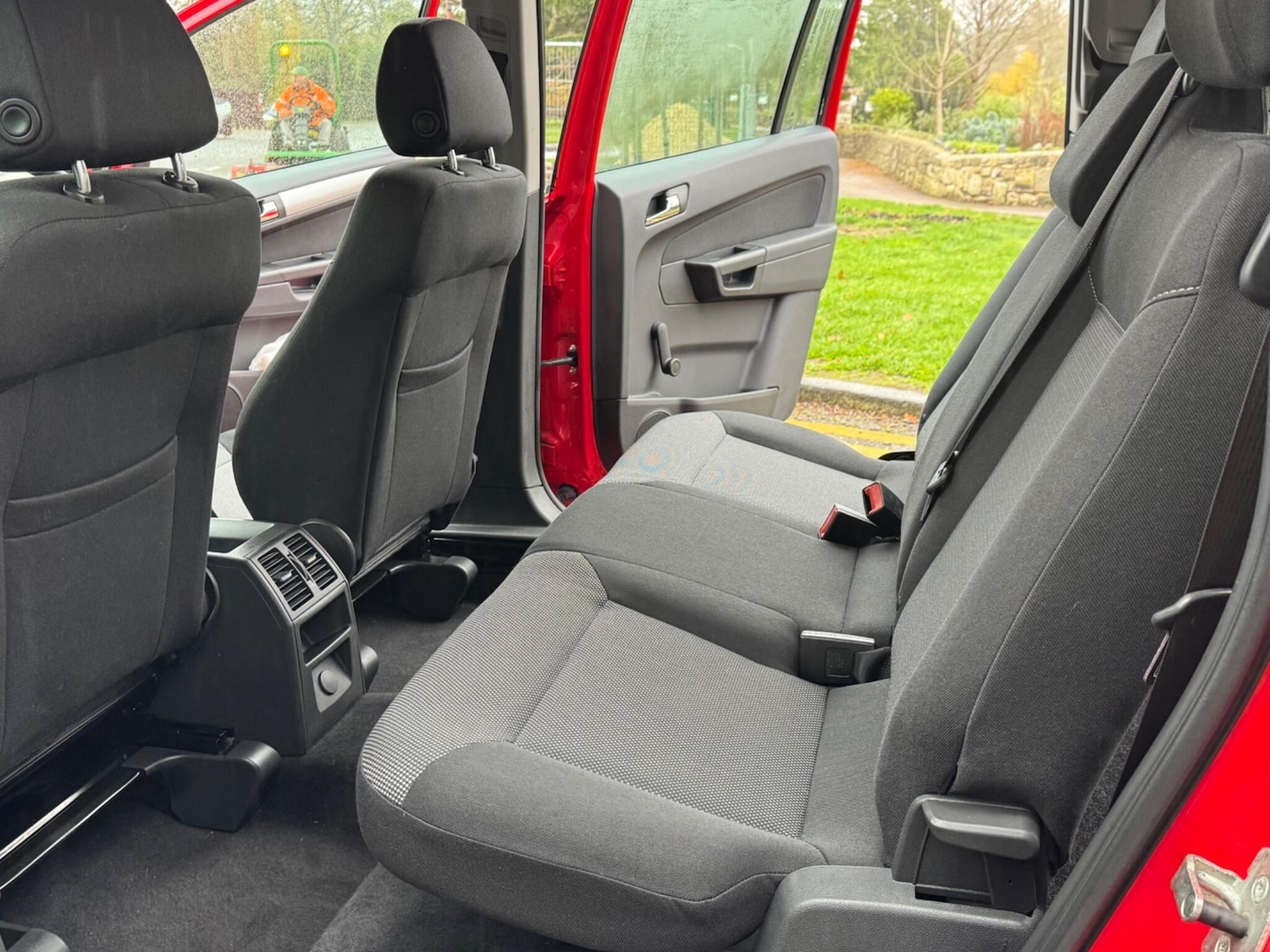 Used Vauxhall Zafira 2014 for sale - 76688809: Photo 14