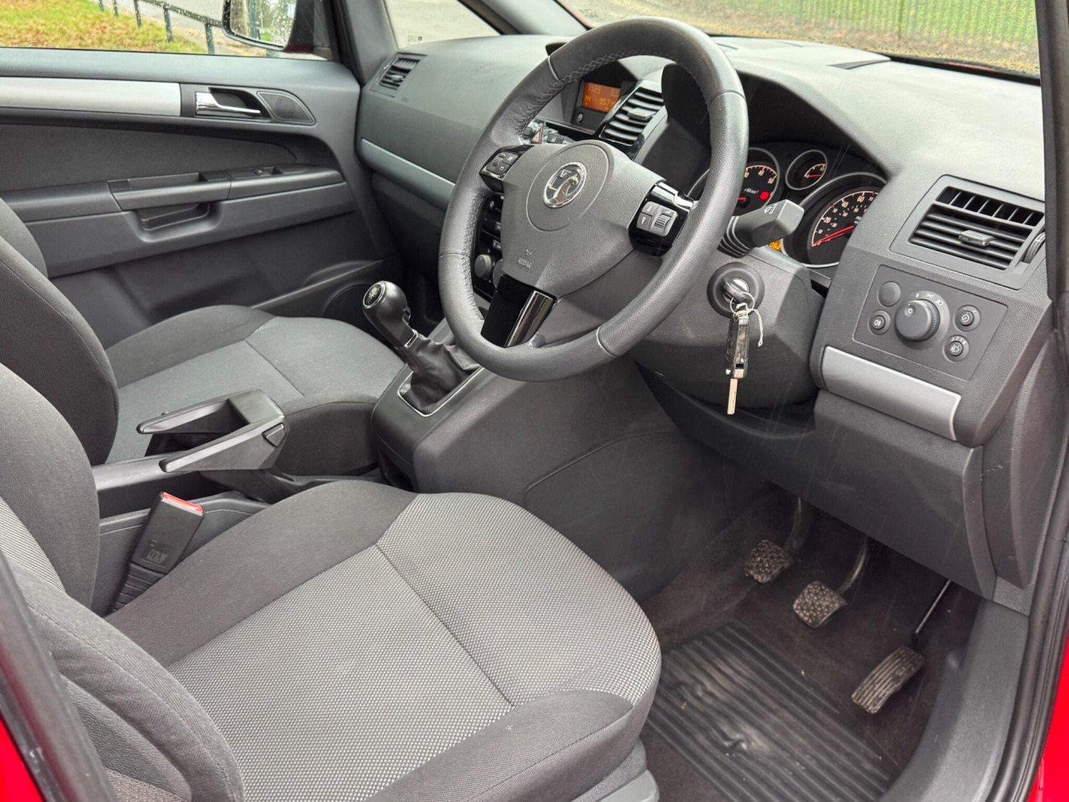 Used Vauxhall Zafira 2014 for sale - 76688809: Photo 9