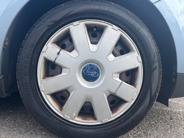 Used Ford Focus 2007 for sale - 76020239: Photo 9