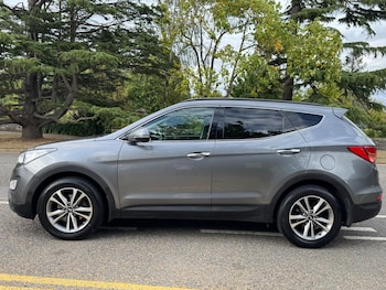 Used Hyundai Santa Fe 2020 for sale - 75707861: Photo
