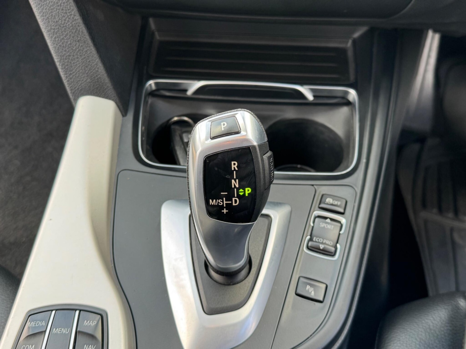 Used BMW 3 Series 2017 for sale - 77267087: Photo 24