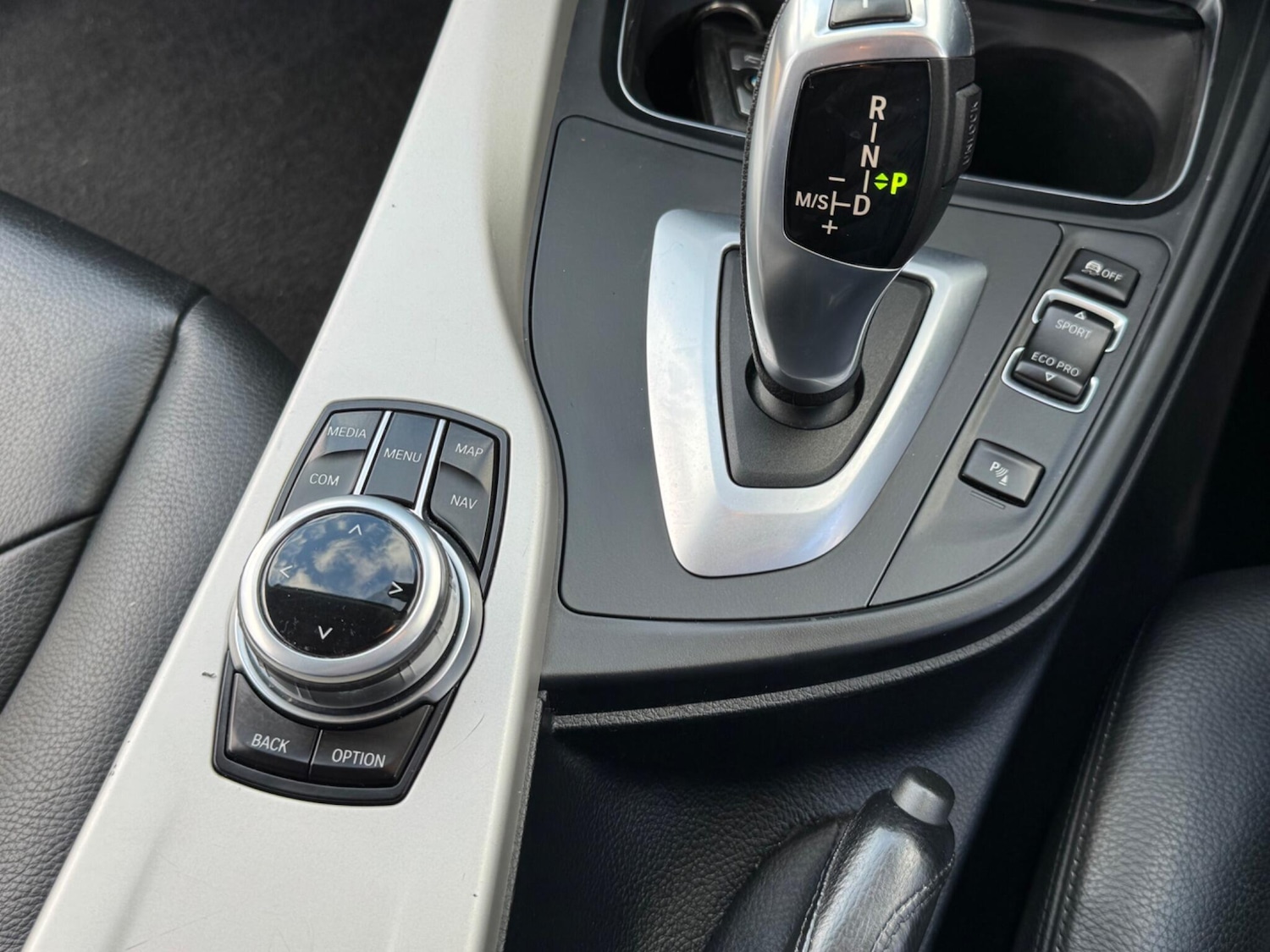 Used BMW 3 Series 2017 for sale - 77267087: Photo 25