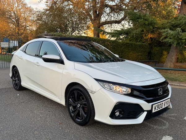 Used Honda Civic 2017 for sale - 76200446: Photo 1