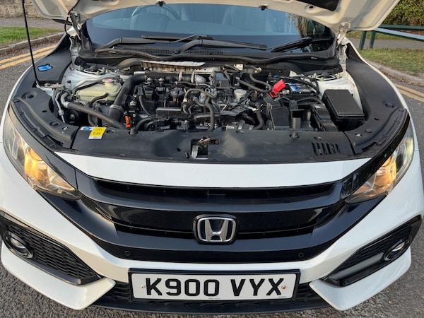 Used Honda Civic 2017 for sale - 76200446: Photo 35