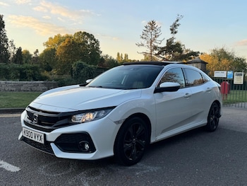 Used Honda Civic 2017 for sale - 76200446: Photo 3