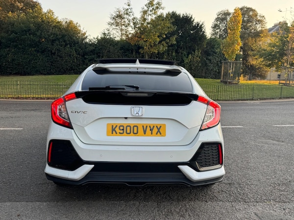 Used Honda Civic 2017 for sale - 76200446: Photo 6