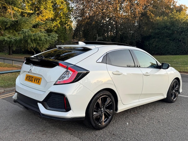 Used Honda Civic 2017 for sale - 76200446: Photo 7