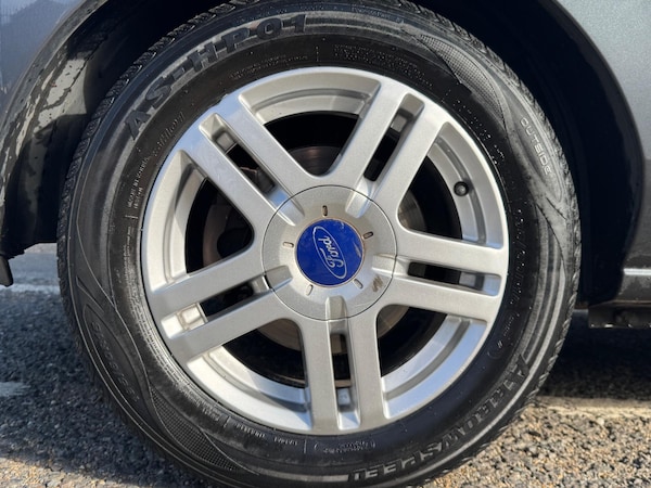 Used Ford Fusion 2004 for sale - 76026377: Photo 12