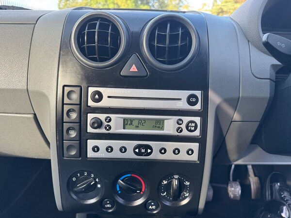Used Ford Fusion 2004 for sale - 76026377: Photo 21