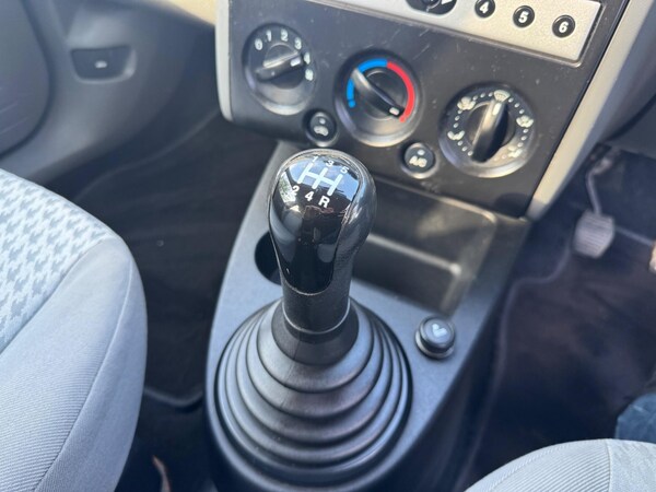Used Ford Fusion 2004 for sale - 76026377: Photo 22