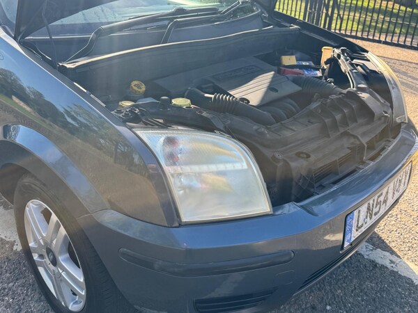 Used Ford Fusion 2004 for sale - 76026377: Photo 25