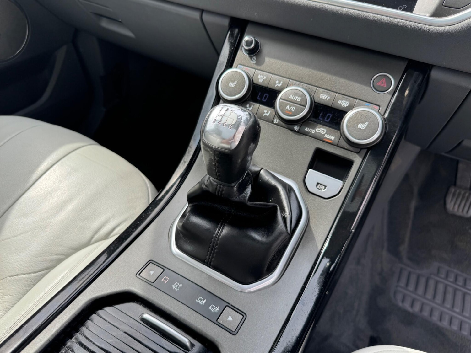 Used Land Rover Range Rover Evoque 2016 for sale - 78184908: Photo 28