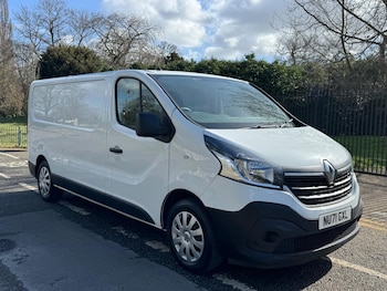 Renault Trafic feature image