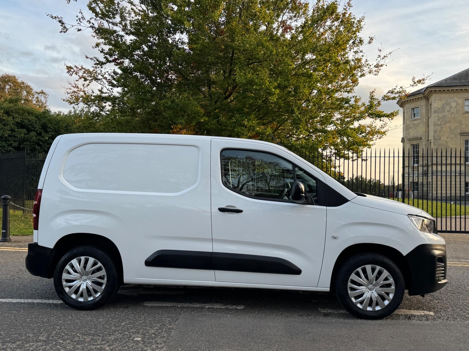 Used Peugeot Partner for sale - 77724284: Photo 8