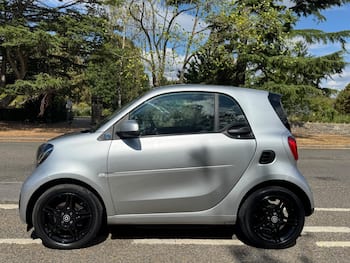 Used smart fortwo 2021 for sale - 79669403: Photo