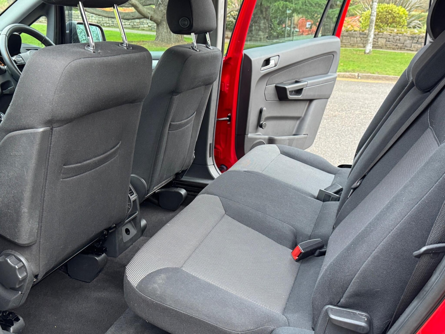 Used Vauxhall Zafira 2013 for sale - 76952684: Photo 17