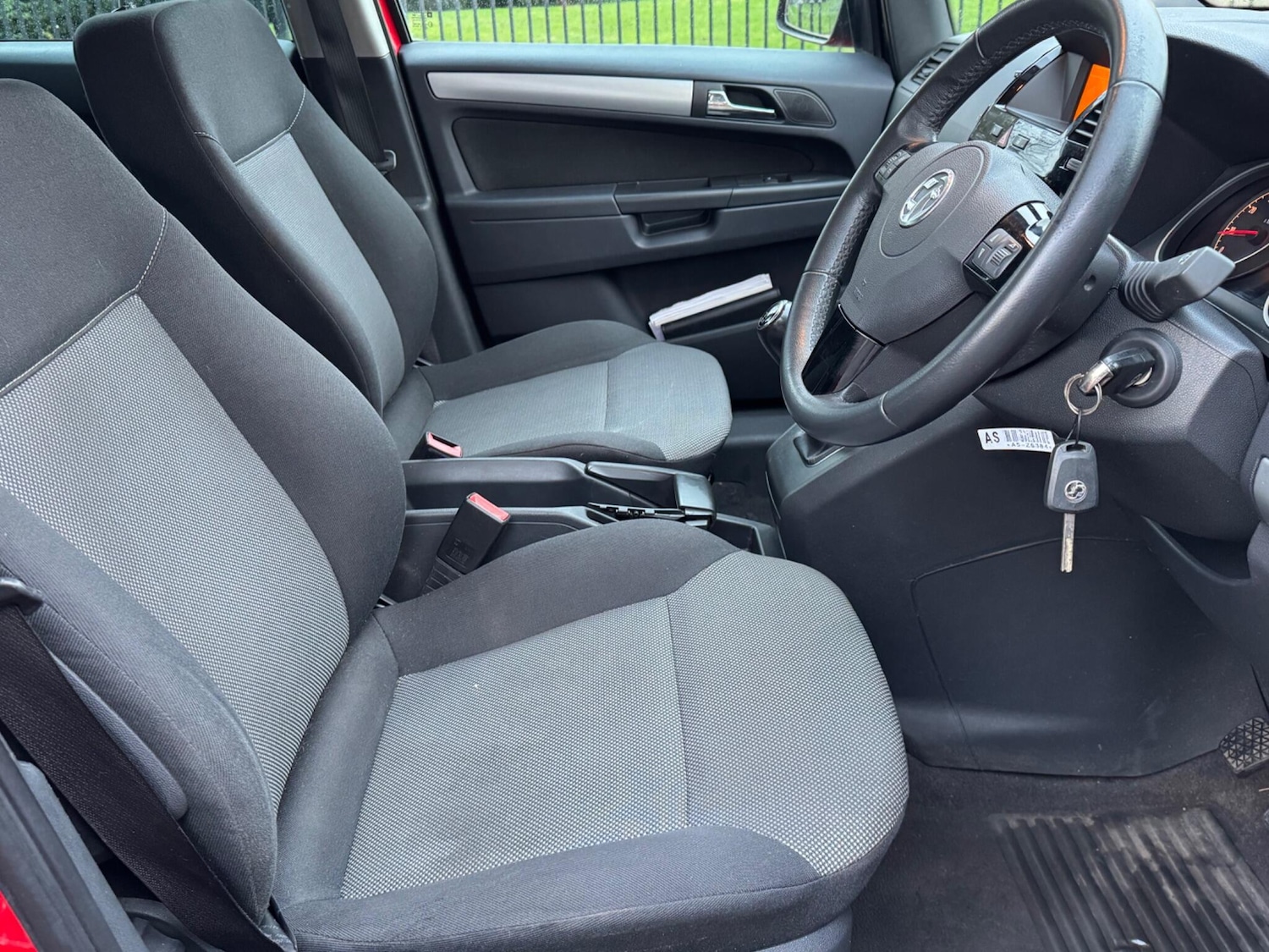 Used Vauxhall Zafira 2013 for sale - 76952684: Photo 21