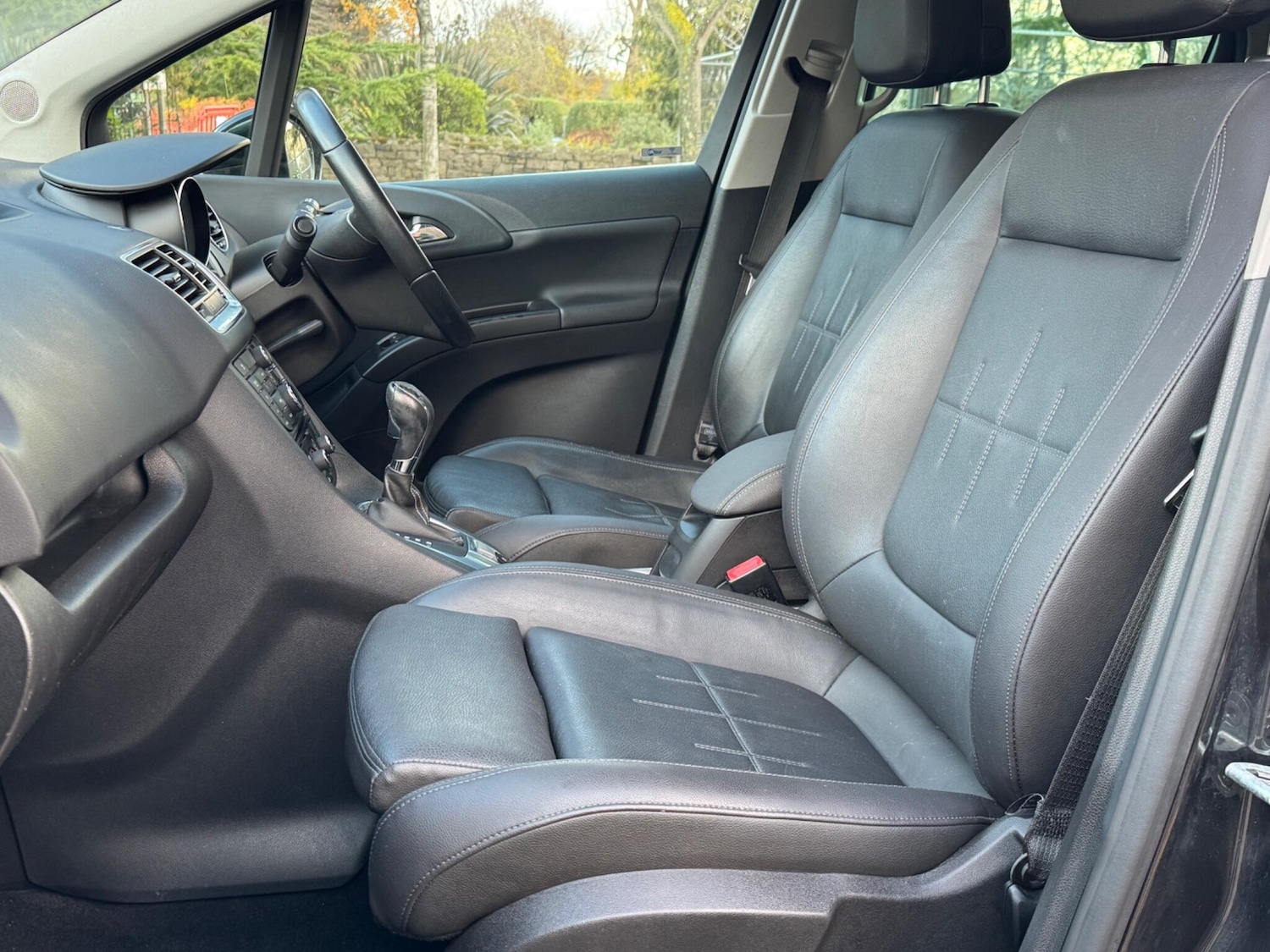 Used Vauxhall Meriva 2016 for sale - 77073949: Photo 15