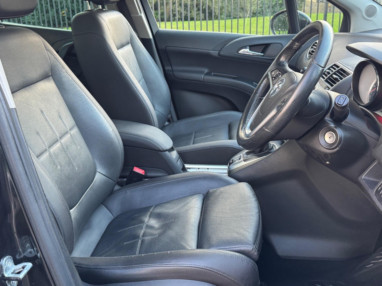 Used Vauxhall Meriva 2016 for sale - 77073949: Photo 21