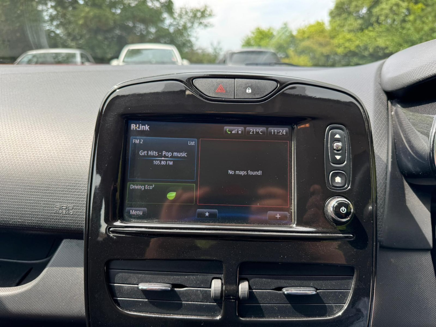 Used Renault Clio 2014 for sale - 77538319: Photo 37