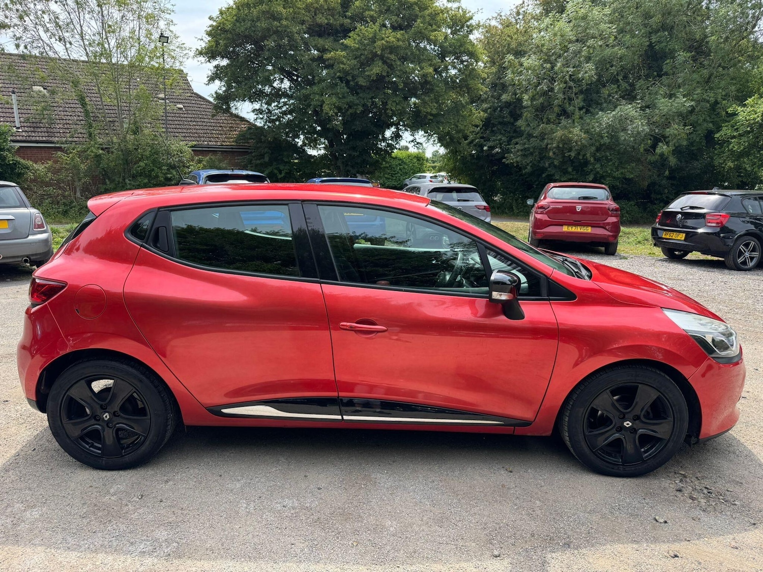 Used Renault Clio 2014 for sale - 77538319: Photo 6