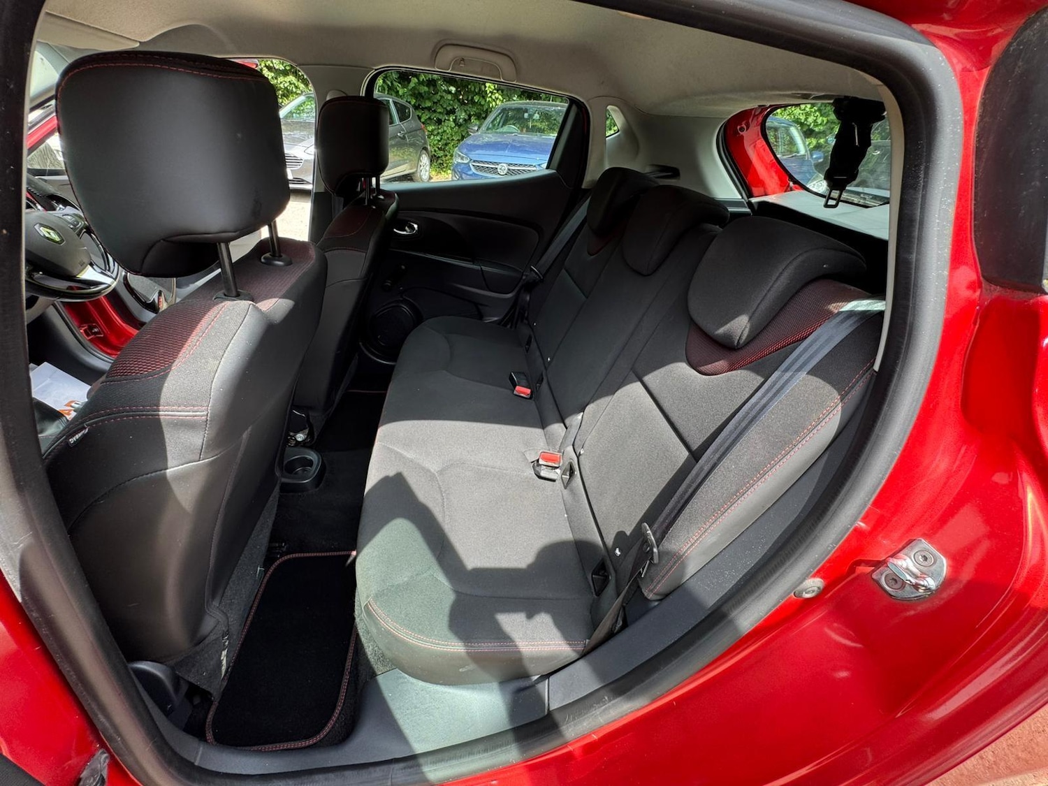 Used Renault Clio 2014 for sale - 77538319: Photo 60