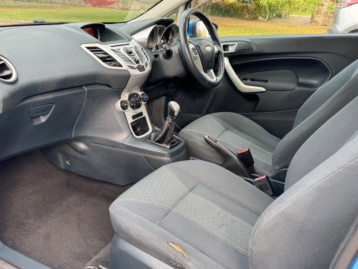 Used Ford Fiesta 2011 for sale - 76348772: Photo 13