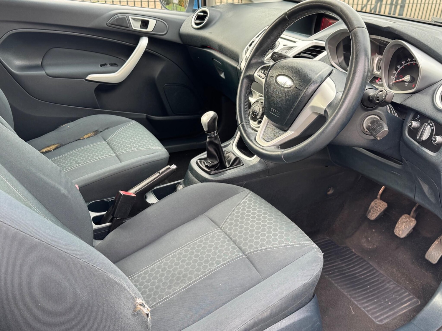 Used Ford Fiesta 2011 for sale - 76348772: Photo 17