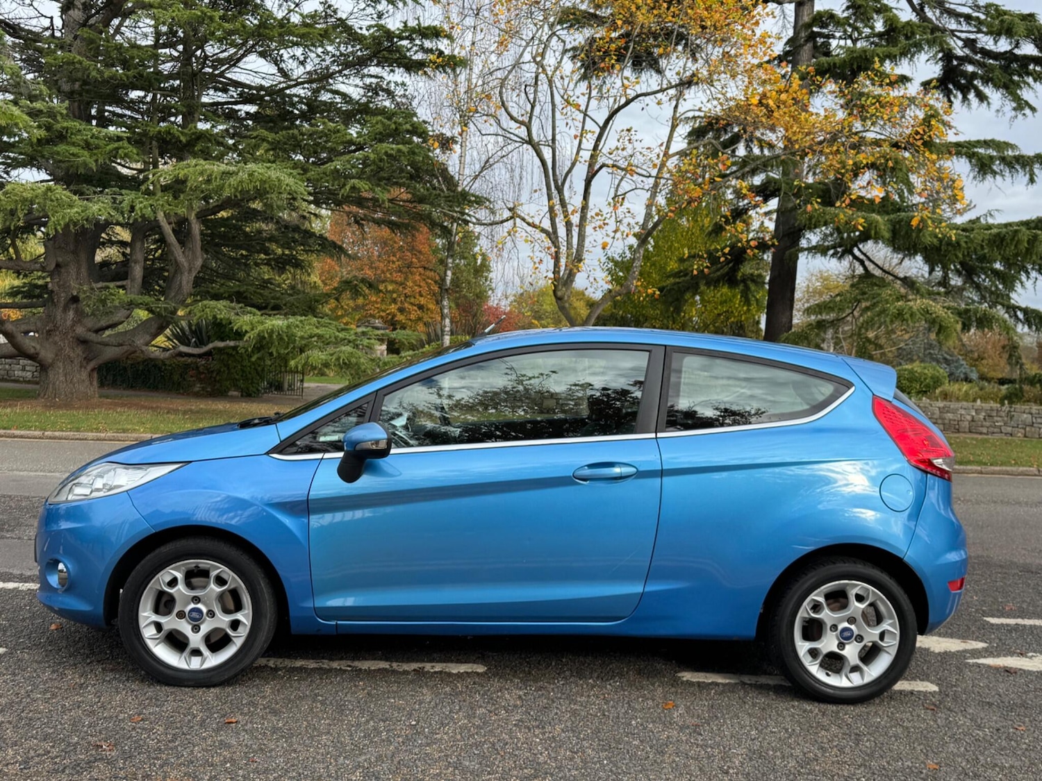Used Ford Fiesta 2011 for sale - 76348772: Photo 4