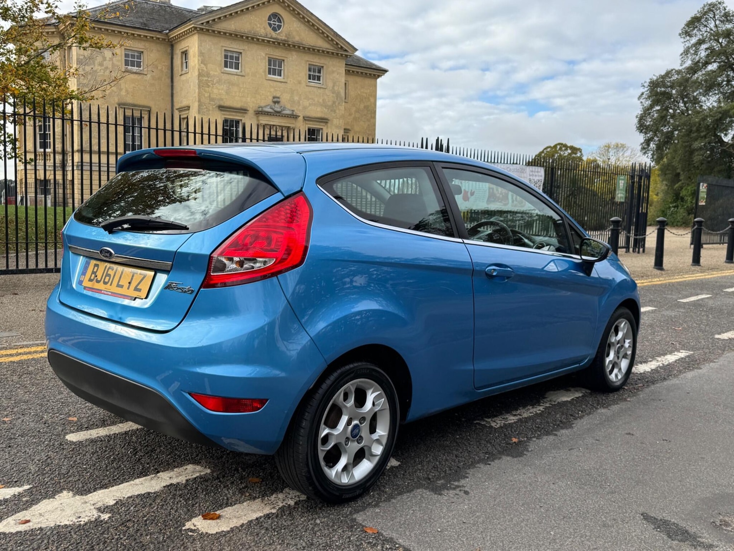 Used Ford Fiesta 2011 for sale - 76348772: Photo 7