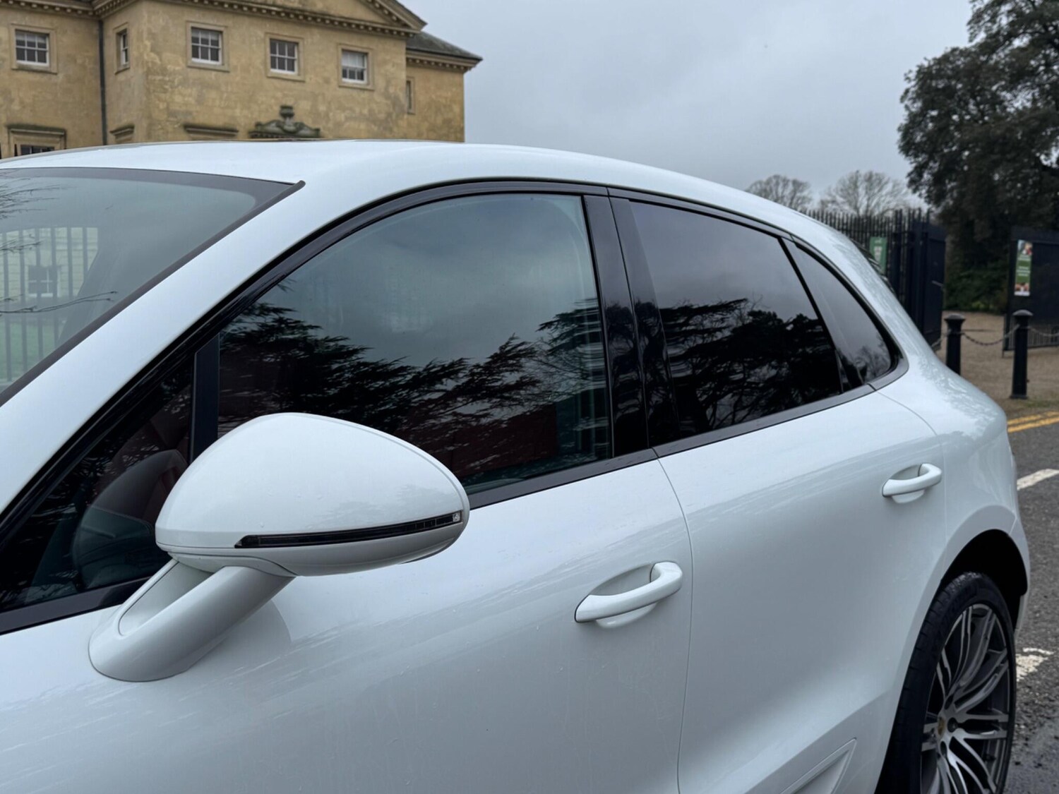 Used Porsche Macan 2017 for sale - 77958419: Photo 24